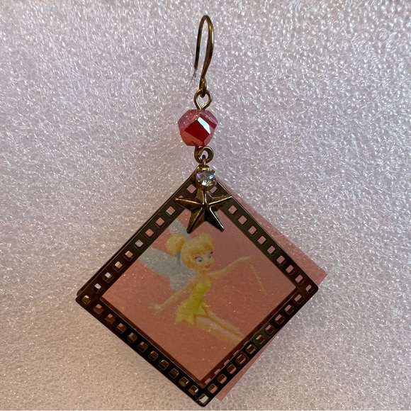 Disney Tinker Bell dangling film earring - Picture 1 of 3